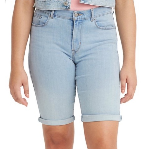 Levi's Pants - Levi’s Classic Bermuda Shorts in Slate Away